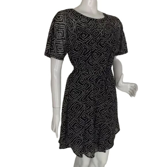 LOFT Dress, S, Black/White Geo print, 2 piece/Slip, Sash Belt, Short Sleeves - Picture 3 of 13